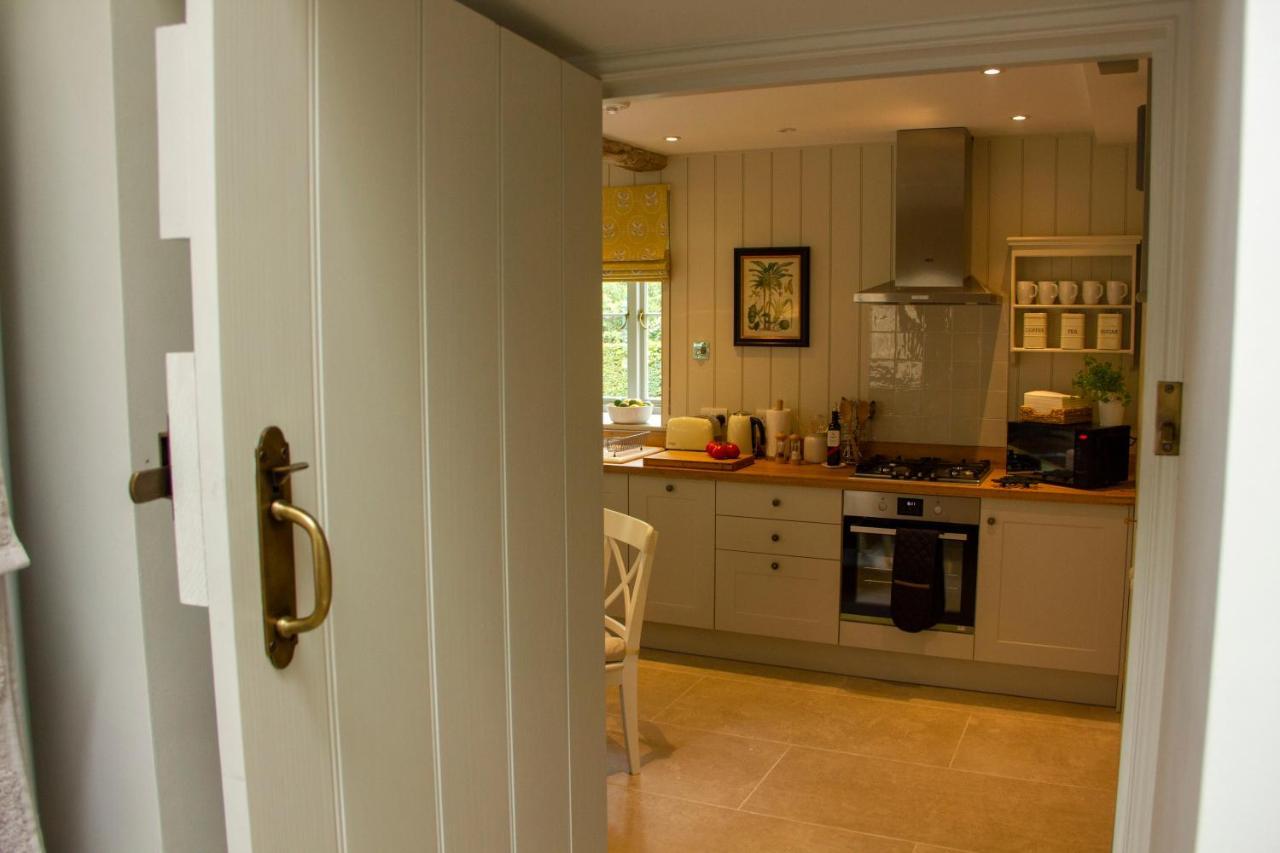 The Potting Shed, 5* Luxury Escape Cirencester Exteriér fotografie