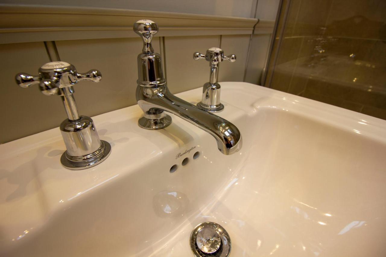 The Potting Shed, 5* Luxury Escape Cirencester Exteriér fotografie