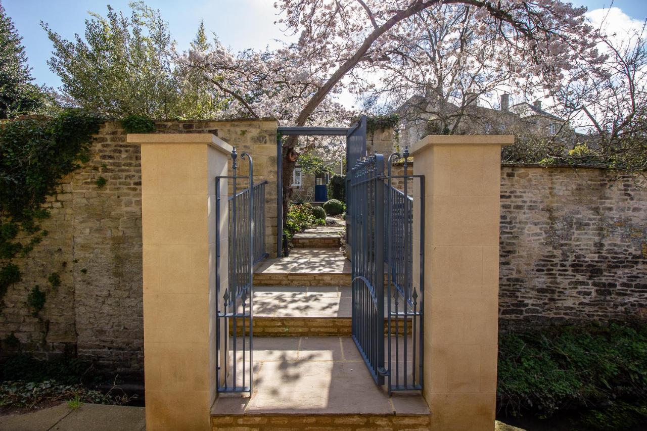 The Potting Shed, 5* Luxury Escape Cirencester Exteriér fotografie