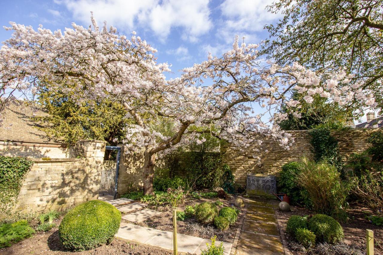 The Potting Shed, 5* Luxury Escape Cirencester Exteriér fotografie